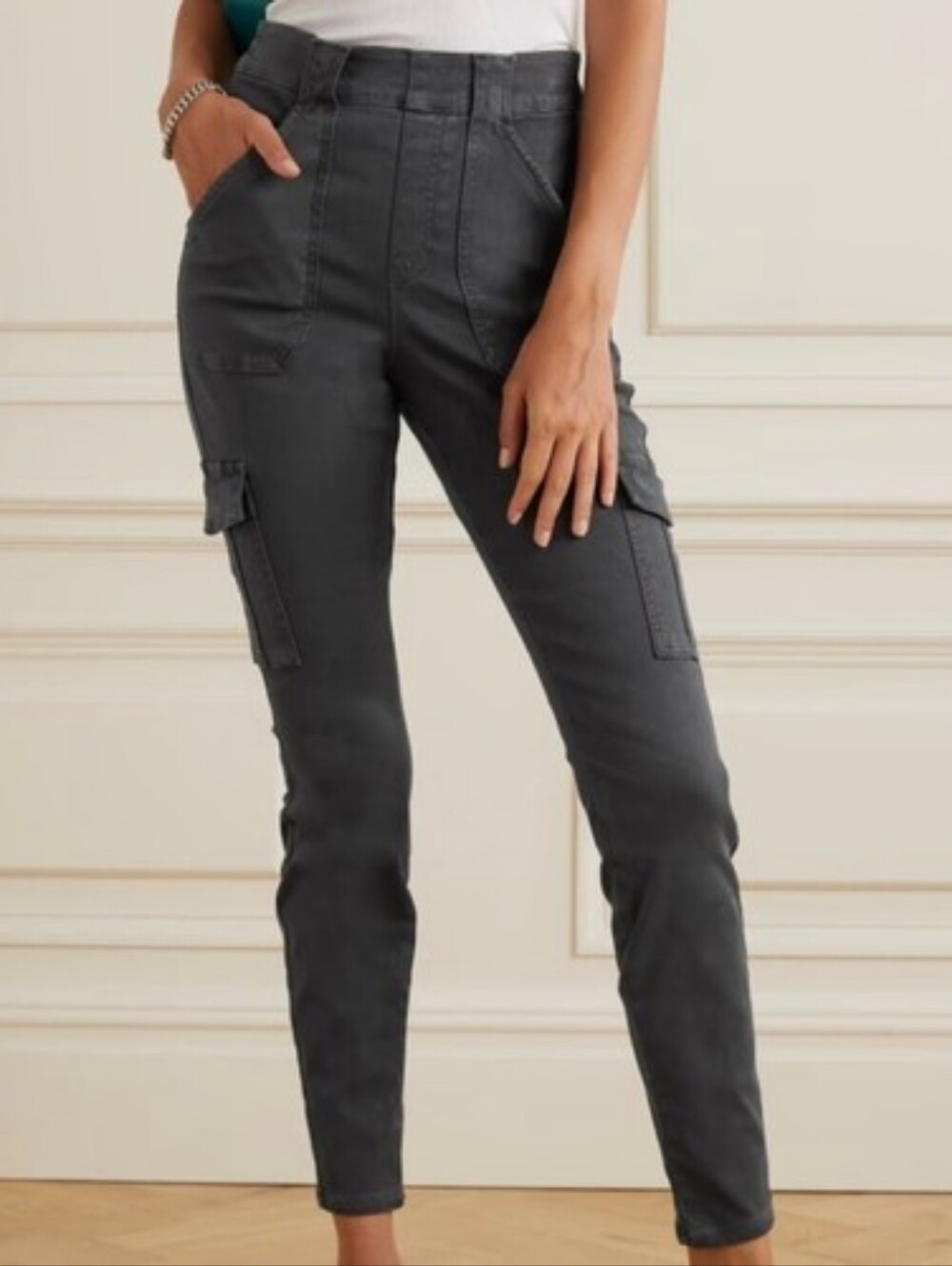 Spanx Stretch Twill Cargo Pants - M